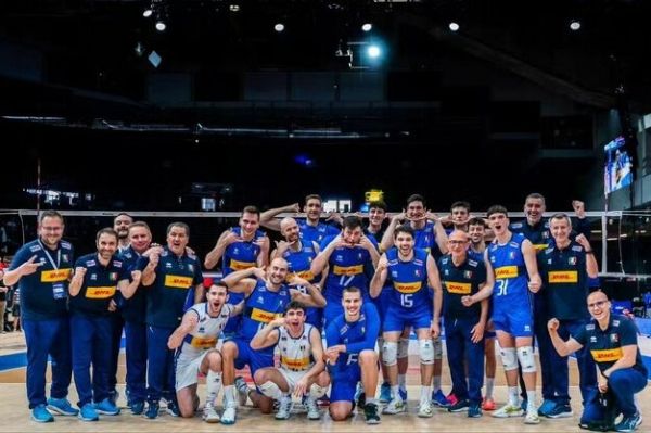 المپیک پاریس ایتالیا والیبال لهستان را زمینگیر کرد