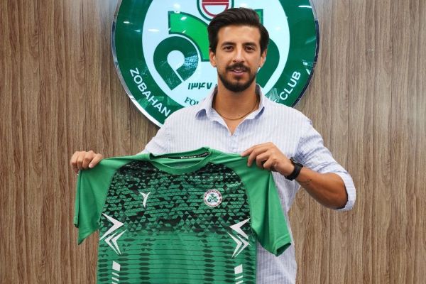 حسن شوشتری به ذوبآهن پیوست