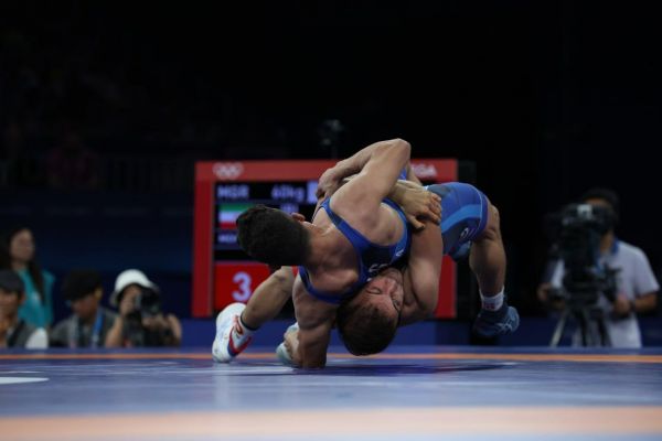  گزارش تصویری  تصاویری از دیدار امین میرزازاده و مهدی محسن نژاد مقابل حریفان