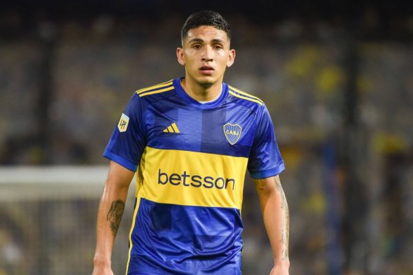  هافبک 22 ساله تیم ملی آرژانتین راهی فوتبال عربستان شد