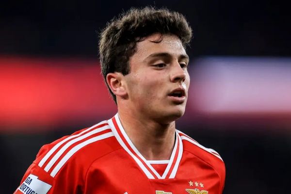  رسمی  پاریسن ژرمن ستاره پرتغالی را با 70 میلیون یورو خرید