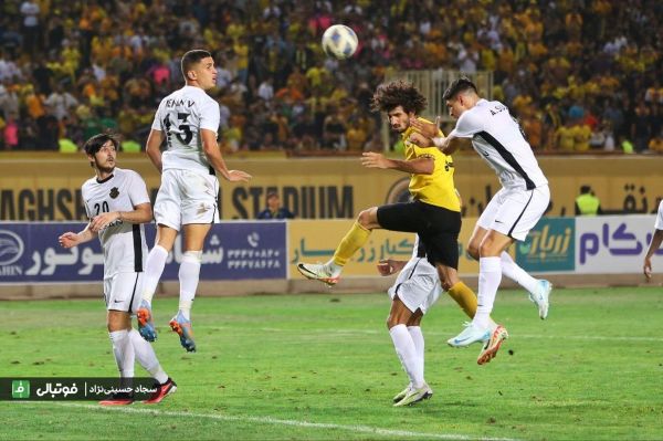 شب کابوسوار هنانوف در نقش جهان، اشتباه پشت اشتباه