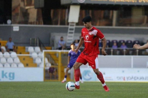  سوال روز؛ تراکتور چرا از دو بازیکن حاضر در تمرینات رونمایی نمی‌کند