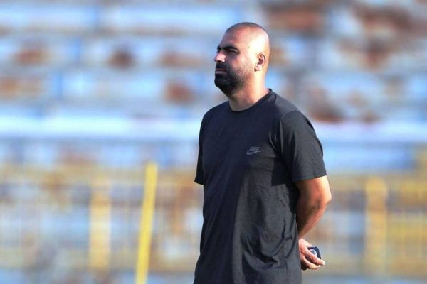  غیررسمی  مازیار زارع سرمربی ملوان شد