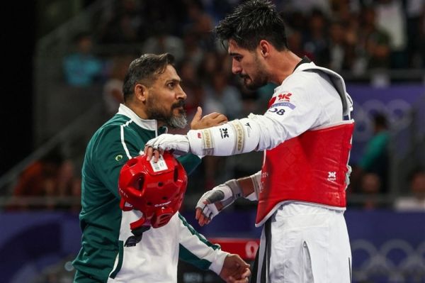 المپیک 2024 پاریس افلاکی تمام مبارزههای مهران برایش حکم فینال داشت قبل از فینال دچار افت قند شد