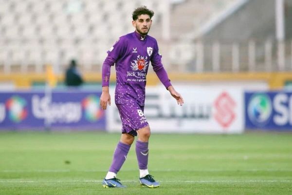  گودرزی  با استقلال به توافق رسیده بودم اما باشگاه رضایت نداد