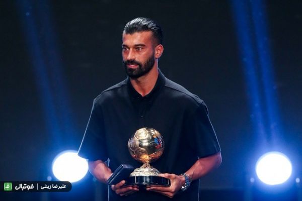 تمرینات انفرادی مرد سال فوتبال ایران؛ رامین باانگیزهتر از همیشه عکس