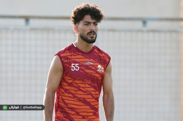  علیرضا آرتا به تراکتور پیوست