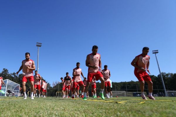  خبر ویژه  ادعای مدیر سازمان لیگ  یک سهمیه پرسپولیس سوخته است