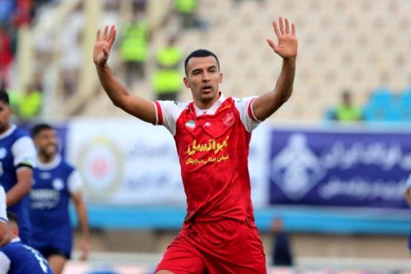 سهمیه بازیکن خارجی استقلال 1+5 یک سهمیه پرسپولیس به خاطر «باهویی» سوخت