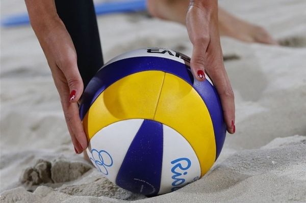 راهاندازی والیبال ساحلی برای زنان ایران