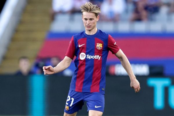 تلاش دوباره منچستریونایتد برای خرید هافبک گرانقیمت بارسلونا