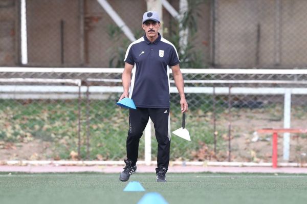 چمنیان درهای تیم ملی نوجوانان به روی همه باز است برخی بازیکنان 16-۱۷ ساله میتوانند در لیگ برتر بازی کنند