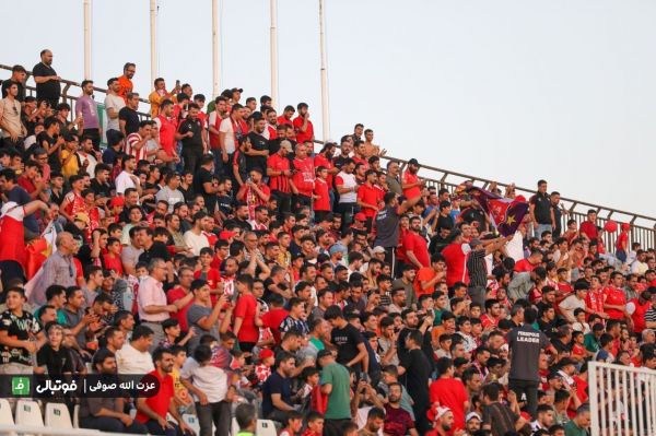 درگیری شدید هواداران پرسپولیس پس از بازی با ذوبآهن