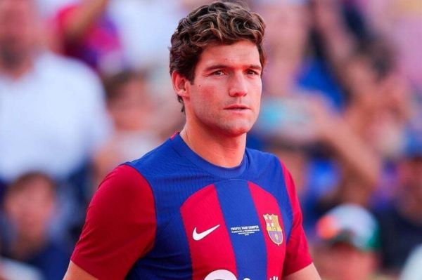  مدافع سابق بارسلونا در تیررس مدیران منچستریونایتد