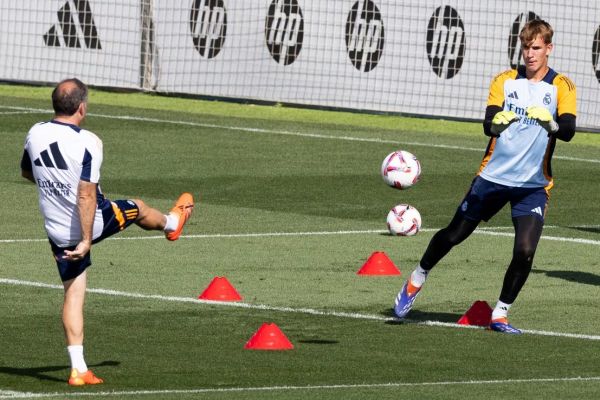 حضور دروازهبان 202 سانتیمتری در تمرین رئال مادرید