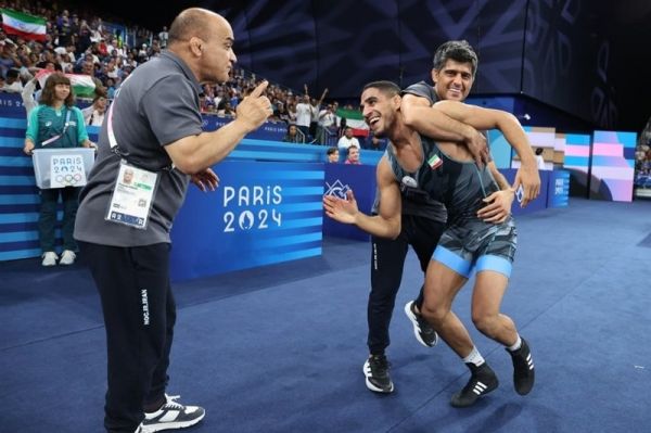 کاوه به موضوع شخصی من چهکار دارند کشتی فقط تیم ملی نیست