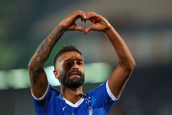 سهرابیان همه را به دردسر انداخت؛ ابلاغ دستورالعمل جدید درباره تتو