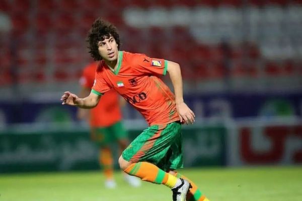 دوراهی اراکیها بین منتظر محمد و جردن جونز