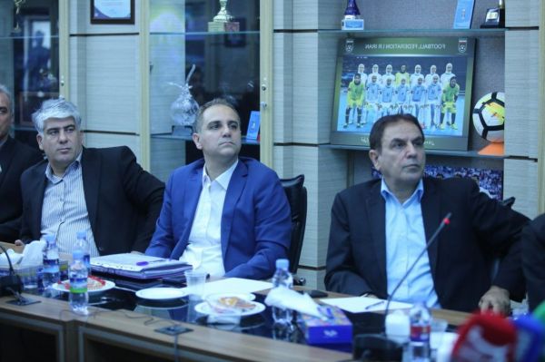  جلسه ستاد استانداردسازی ورزشگاه ها برگزار شد