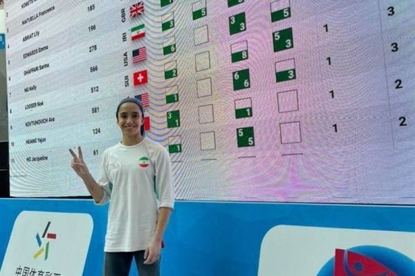 مسابقات جهانی سنگنوردی سارینا غفاری به فینال رسید