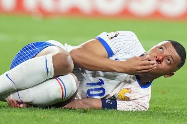  دشان با رئالی‌ها لج کرد؛ درخواست استراحت برای امباپه رد شد