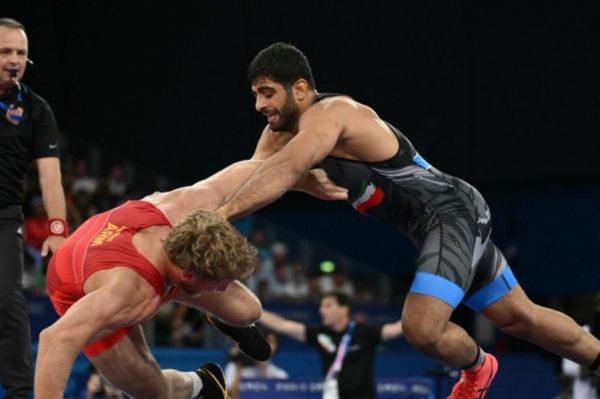 الکسانیان کوتاه نیامد؛ پیگیری شکایت با وکلای بینالمللی