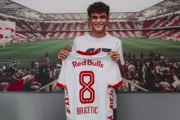 رسمی هافبک موردنظر بارسلونا به سالزبورگ پیوست