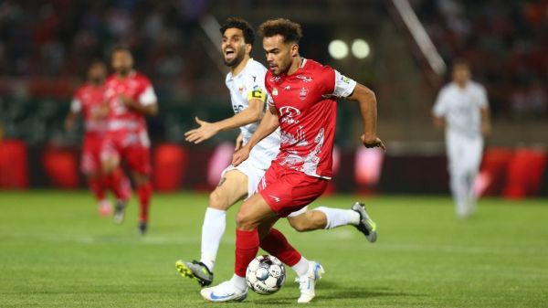 تقابل ازبکها در لیگ برتر؛ وقتی اورونوف به هموطنش گل زد عکس