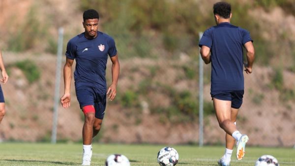 ایوب العملود بهترین بازیکن پرسپولیس؛ اینجا کسی دلتنگ دانیال اسماعیلیفر نمیشود