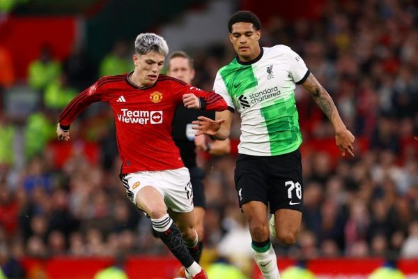  بررسی تقابل‌های اخیر منچستریونایتد و لیورپول