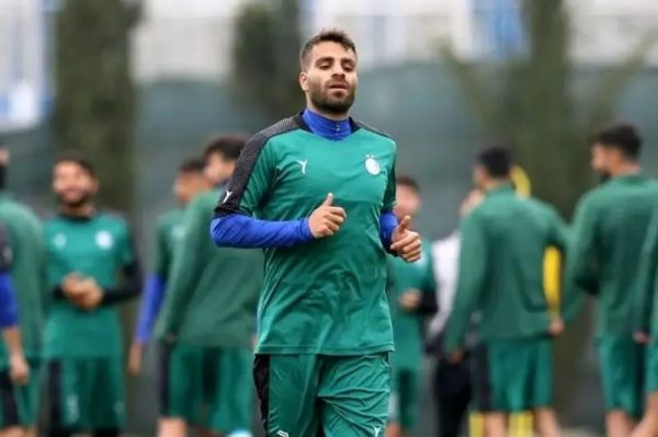  احتمال بازگشت مرادمند به لیست استقلال