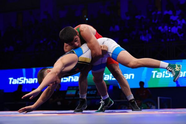 کشتی فرنگی جوانان قهرمانی جهان صعود سه نماینده ایران به مرحله نیمه نهایی