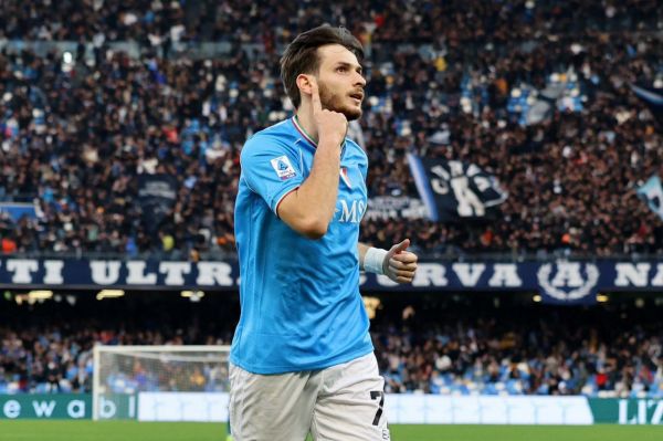 توافق ستاره گرجستانی برای تمدید قرارداد با ناپولی