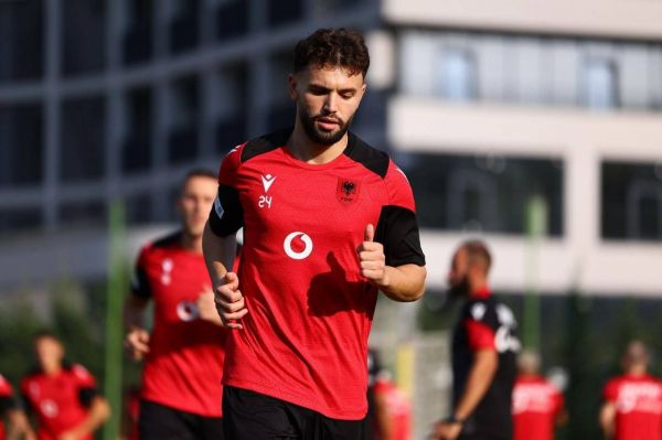  هافبك مس رفسنجان در اردوى تيم ملى آلبانى