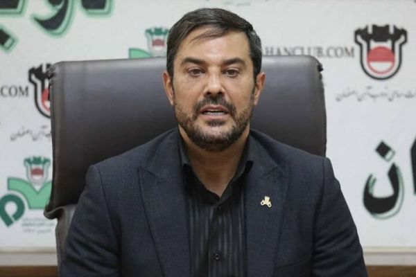 نکیسا طارمی عزیز من است و نظرش قابل احترام به او حق میدهم، اما بضاعت ما همین است