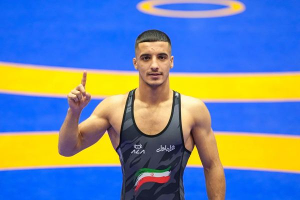 کشتی آزاد جوانان قهرمانی جهان ابراهیم خواری به دیدار فینال راه یافت