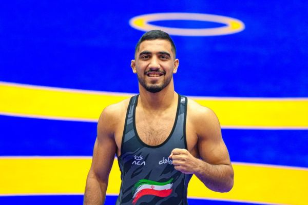 کشتی آزاد جوانان قهرمانی جهان علی رضایی به مدال طلا دست یافت