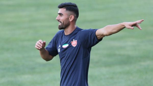 واکنش اسدبیگی به مصاحبه گاریدو قهرمانی دارم و قابل احترام هستم