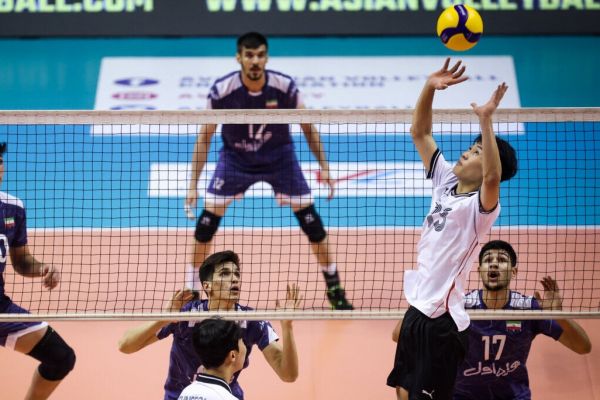 والیبال باشگاههای آسیا صعود قزاقها به نیمهنهایی