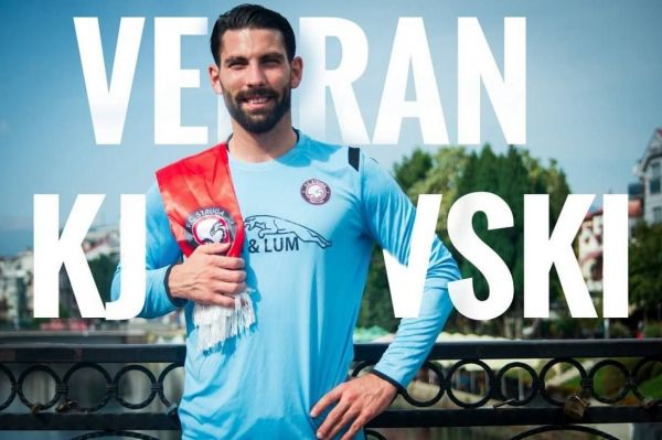 دروازهبان بوسنیایی استقلال به مقدونیه بازگشت