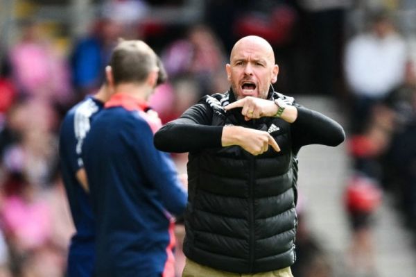 واکنش تن هاگ به مهار پنالتی توسط دروازهبان کامرونی