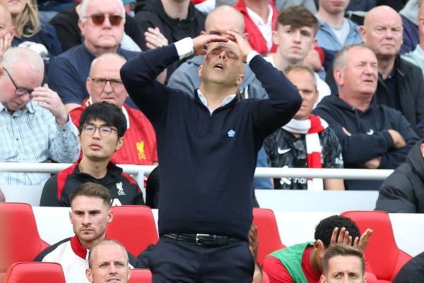  واکنش اسلوت به اولین شکست فصل لیورپول