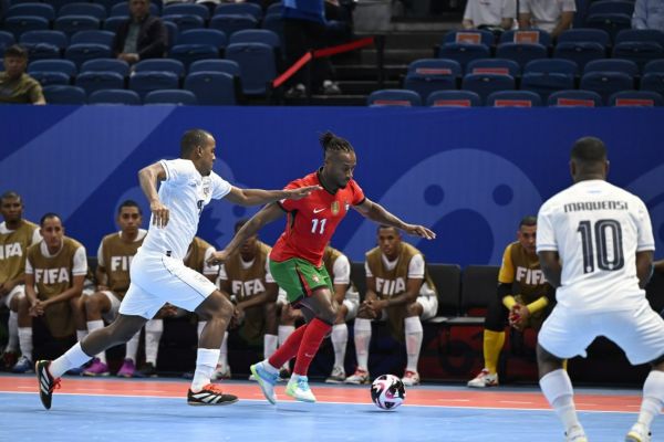  جام جهانی 2024 فوتسال  پیروزی پرگل پرتغال در برابر پاناما