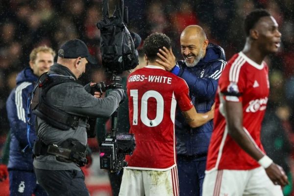  مقاومت ناتینگهام فارست و جلوگیری از انتقال ستاره انگلیسی به منچسترسیتی