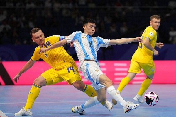 جام جهانی فوتسال ازبکستان اوکراین و قزاقستان حریفان خود را از پیش رو برداشتند