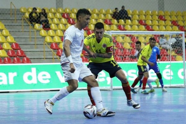 جام جهانی فوتسال طیبی و سنگسفیدی دیدار مقابل فرانسه را از دست دادند