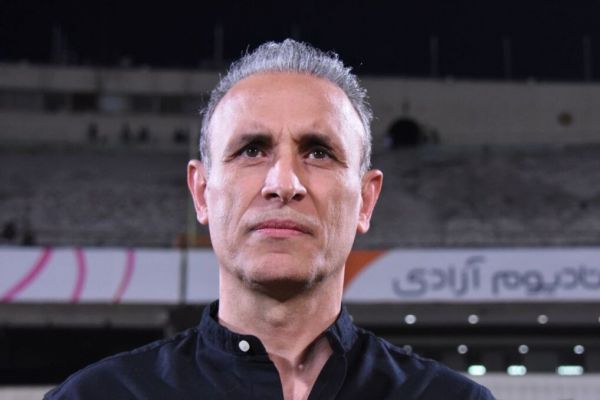  گل‌محمدی  لیگی که در آن رقابت بین ۴ تیم باشد پویا نیست