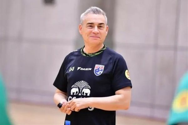  شکایت رسمی فدراسیون فوتبال از سرمربی تایلند