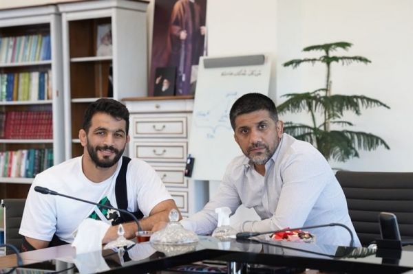 یزدانی عمل خوبی انجام دادم از یک ماه دیگر فیزیوتراپی را آغاز میکنم